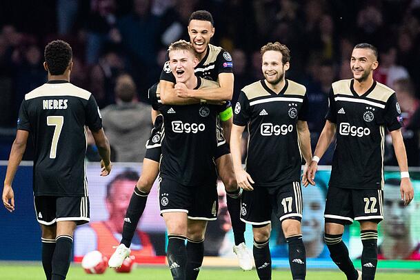 Kennt die Bayern-Stars Noussair Mazraoui und Matthijs de Ligt aus der gemeinsamen Zeit bei Ajax: Daley Blind.