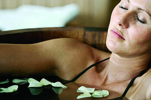 Vom Wohnwagen ins Rosenbad: Wellness-Camping ist in, Foto: PR