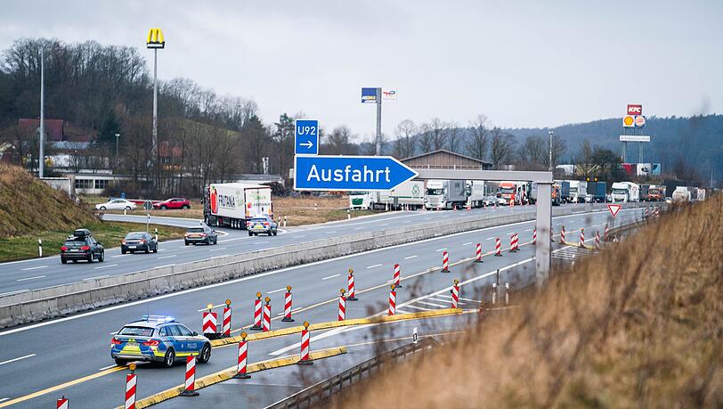 Am Wochenende wird die Autobahn 3 nachts für den Verkehr gesperrt. (Archivfoto)