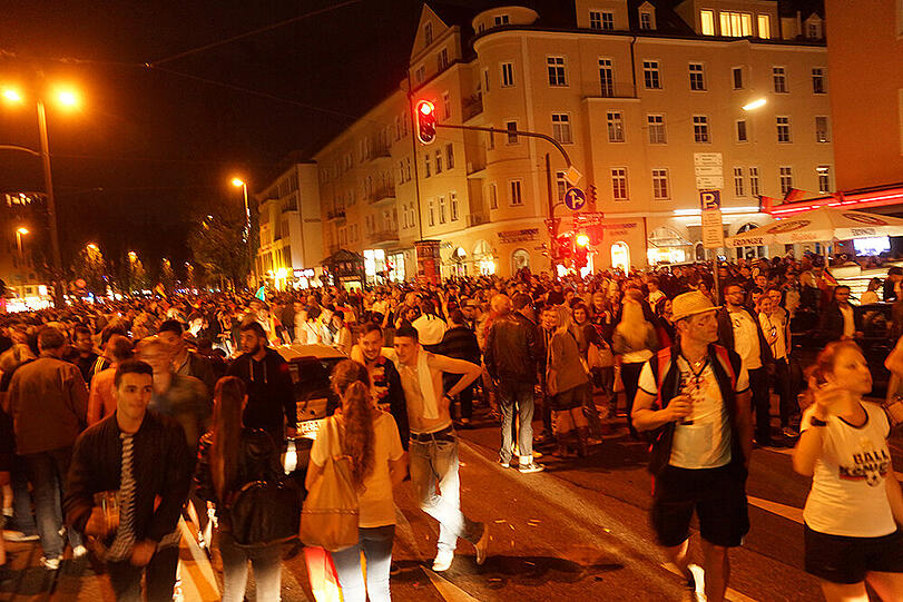 Was für eine Party! Nach dem WM-Sieg herrschte auf Münchens Straßen Ausnahmezustand. Die Bilder.