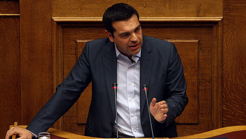 Ministerpräsident Tsipras war bei der Abstimmung auf die Mithilfe der Opposition angewiesen. Ministerpräsident Tsipras war bei der Abstimmung auf die Mithilfe der Opposition angewiesen.