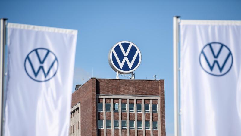 Der Vorwurf der Marktmanipulation unter anderem gegen Konzernchef Herbert Diess war eines der Themen der Betriebsversammlung am VW-Stammsitz in Wolfsburg. Der Vorwurf der Marktmanipulation unter anderem gegen Konzernchef Herbert Diess war eines der Themen der Betriebsversammlung am VW-Stammsitz in Wolfsburg.