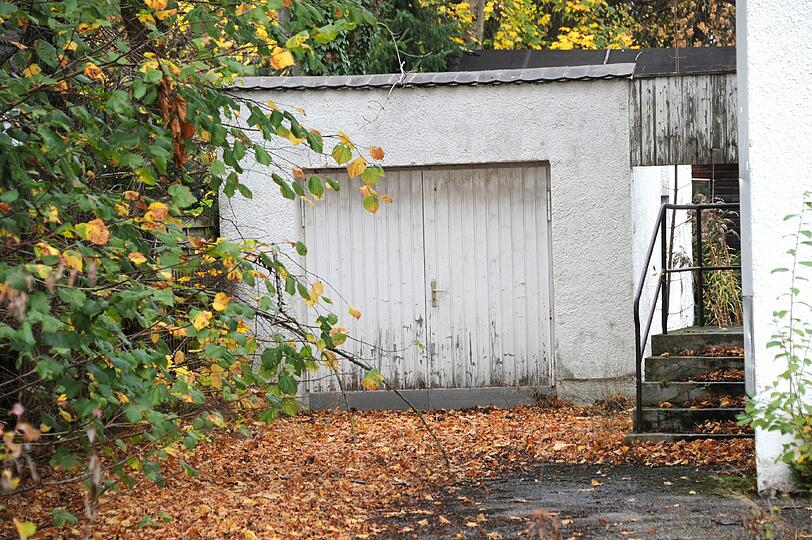 Das Haus in der Herterichstraße soll &bdquo;Neger, Asylanten und Obdachlose&ldquo; beherbergen &ndash; so hat es die verstorbene Eigentümerin in ihrem Testament verfügt. Die Bilder vom Anwesen.