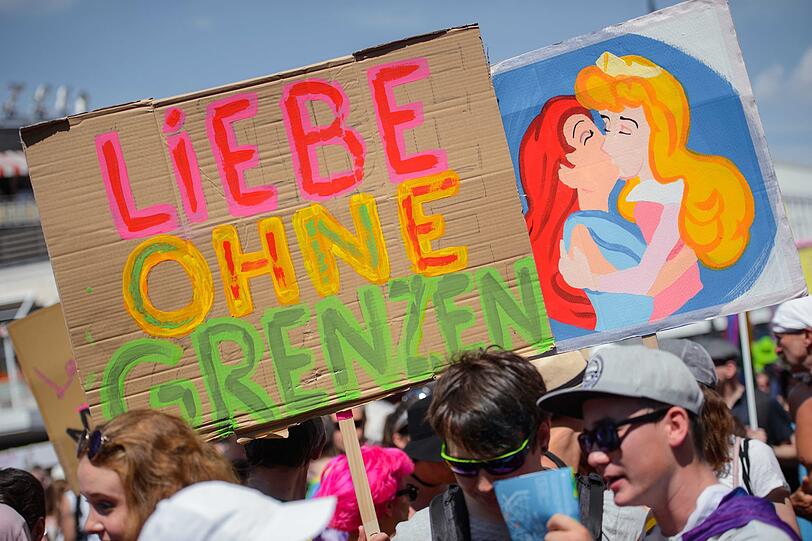 Parade zum Christopher Street Day in Berlin