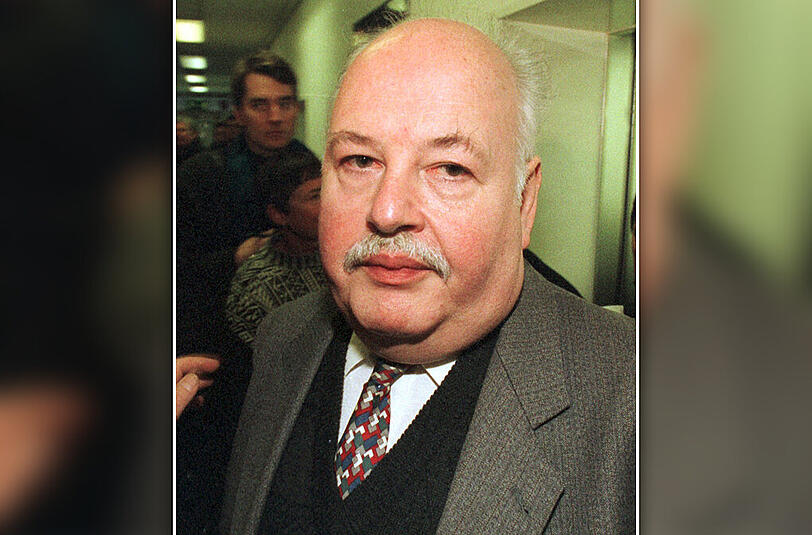 Wolfgang Koszics im Jahr 1997, auf dem Weg in das Hamburger Landgericht