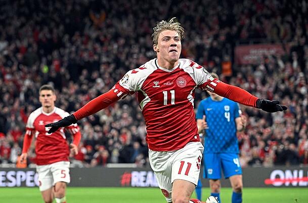 Neuzugang auf Bayerns Wunschliste? Der dänische Nationalstürmer Rasmus Højlund von Atalanta Bergamo.