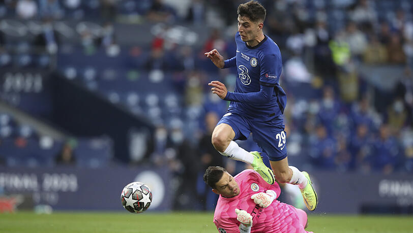 Der Moment: Havertz spitzelt den Ball an Ederson vorbei und muss anschließend nur noch einschieben. Der Moment: Havertz spitzelt den Ball an Ederson vorbei und muss anschließend nur noch einschieben.