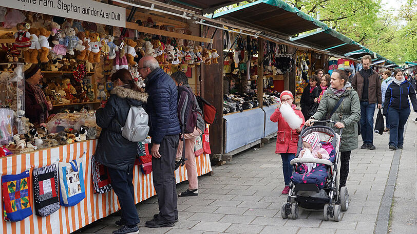 Sowohl Eltern, als auch Kinder finden auf dem Fest etwas Passendes.