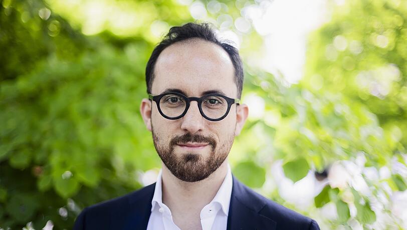 Igor Levit, Pianist. Igor Levit, Pianist.