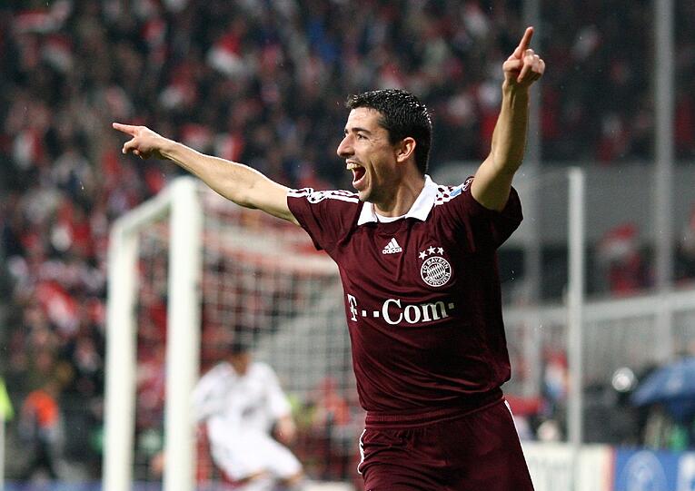 23.11.2004: 5:1 gegen Maccabi Tel Aviv - Gruppenphase
Die Torfolge:
1:0     Claudio Pizarro     12.     (Rechtsschuss, Kovac)
2:0     Hasan Salihamidzic     37.     (Brust, Pizarro)
3:0     Torsten Frings     44.     (Rechtsschuss)
3:1     Baruch Dego     55.     (Foulelfmeter)
4:1     Roy Makaay     71.     (Rechtsschuss, Frings)
5:1     Roy Makaay     80.     (Rechtsschuss, Ballack)