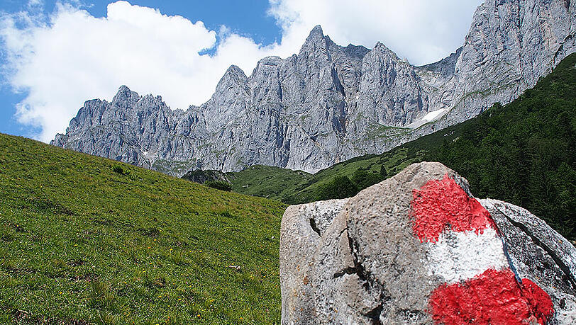 Die beiden Männer verunglückten in der Tiroler Gebirgsregion Wilder Kaiser. Die beiden Männer verunglückten in der Tiroler Gebirgsregion Wilder Kaiser.