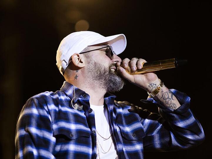 Rapper Sido auf dem Splash! Festival in Ferropolis. Foto: Alexander Prautzsch/Archivbild