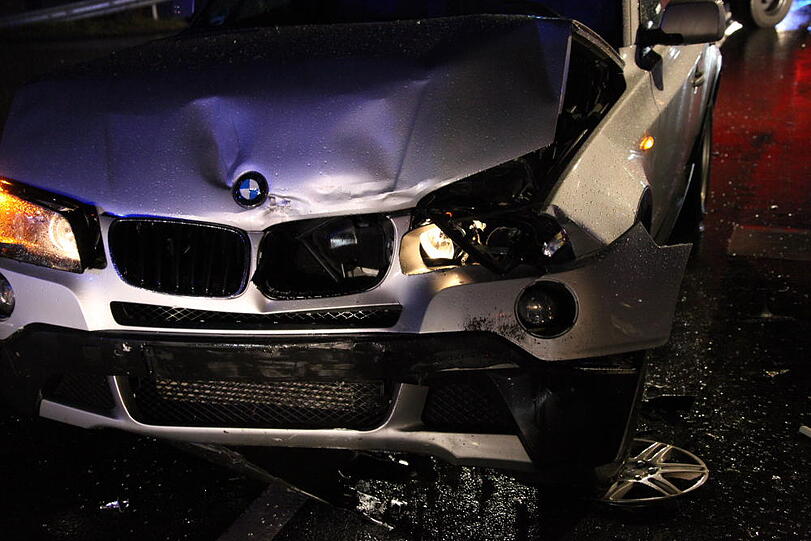 Crash auf der B 12 bei Reichertsheim