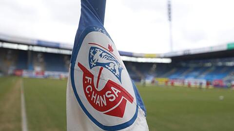Für das Heimspiel von Hansa Rostock gegen den Halleschen FC wurden 777 Zuschauer zugelassen.