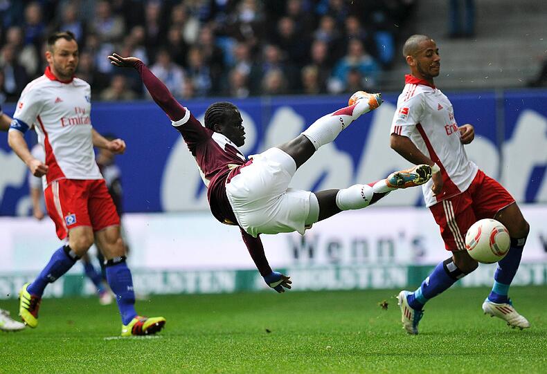 Der Hamburger SV gegen Hannover 96 am 30. Spieltag der Bundesliga.