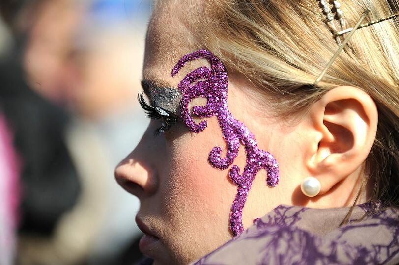 Faschingstreiben am Rosenmontag in der Fußgängerzone.