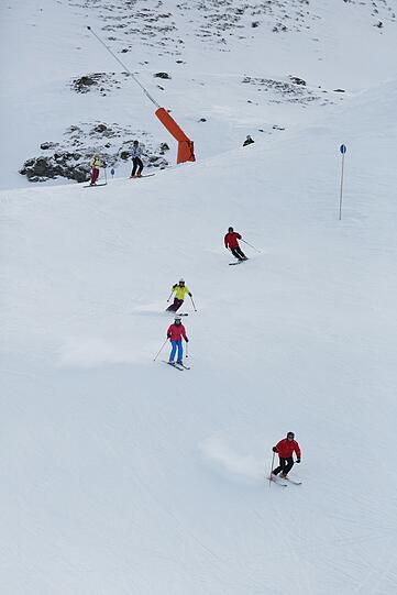 Zum Saison-Start schenkte die AZ 100 Lesern einen exklusiven Pistentag im Zillertal. Die Bilder von der Skigaudi in Hochfügen.