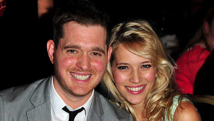 Sänger Michael Bublé und seine Frau Luisana Lopilato sind stolz auf Söhnchen Noah Sänger Michael Bublé und seine Frau Luisana Lopilato sind stolz auf Söhnchen Noah