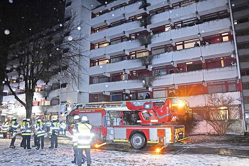 Weitere Bilder vom Feuerwehreinsatz in Freimann.