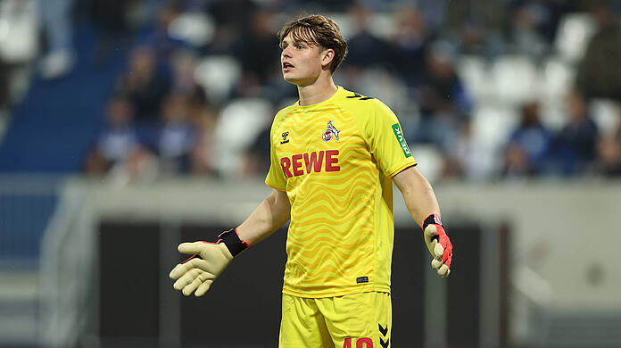 Könnte bald das Trikot des FC Bayern tragen: Köln-Keeper Jonas Urbig.