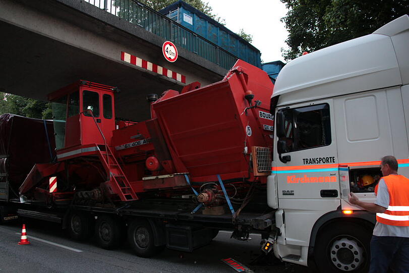 Reichertsheim: Massen-Crash: Hier krachen drei LKW ineinander - Bayern - Abendzeitung München