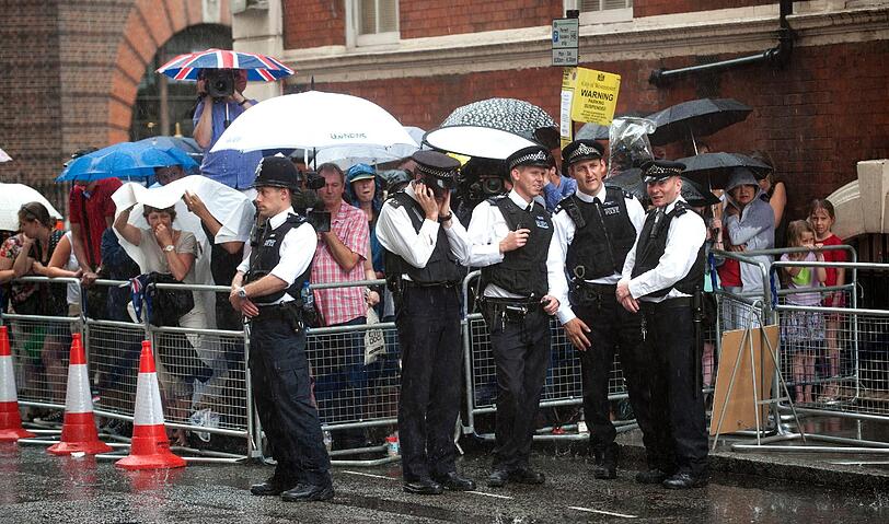 So feiert London den kleinen Prinzen: Aktuelle Bilder zum Durchklicken.