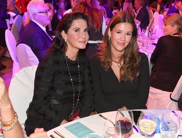 Mariella Ahrens mit Tochter Isabella