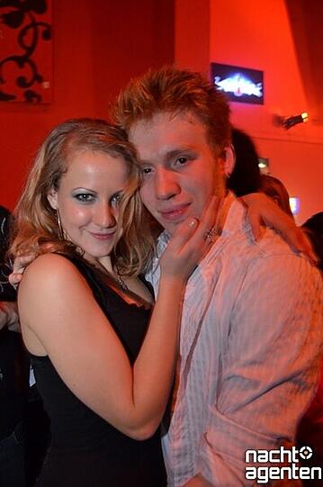 12 Jahre Nachtgalerie: Malle live vs Party Pornös (Samstag 3.12. 2011).
Noch mehr Fotos sehen sie unter: www.nachtagenten.de.