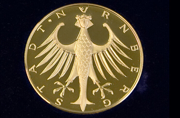 Die Bürgermedaille ist eine goldene Münze.