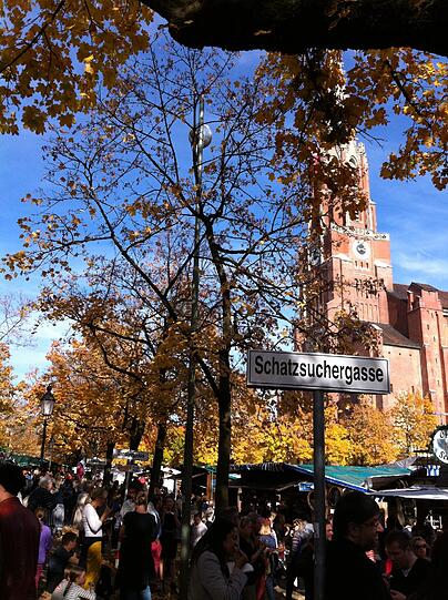 So bunt ist die Auer Herbst-Dult. Die AZ war auf dem Mariahilfplatz. Klicken Sie sich durch die Bilderstrecke.