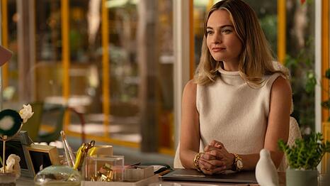 Lily James spielt in "Swiped" Selfmade-Milliardärin Whitney Wolfe.