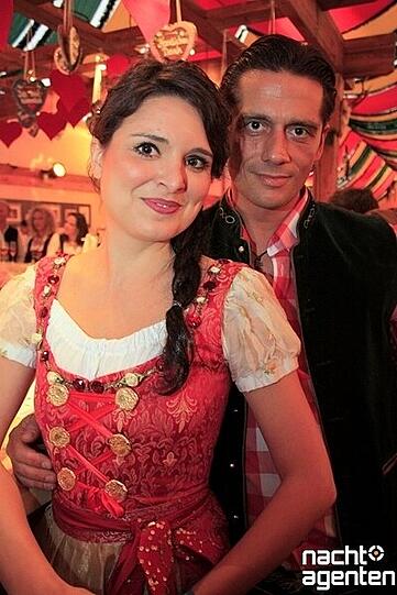 Dirndl, Lederhosen und viel Spaß: Die Party "Tracht und Pracht" am Samstag im Hippodrom auf der Theresienwiese. Mehr Bilder unter: www.nachtagenten.de.