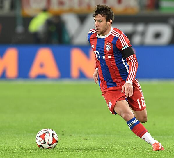 JUAN BERNAT - NOTE 3 - Wechselte sich mit Alaba ab, was die Position des &bdquo;Linken&ldquo; in der Dreierkette und den Linksaußen betraf. Eine absolut zuverlässige Passmaschine, der Spanier. Dazu kommt schlaues Stellungsspiel. Deshalb hat ihn Guardiola geholt.