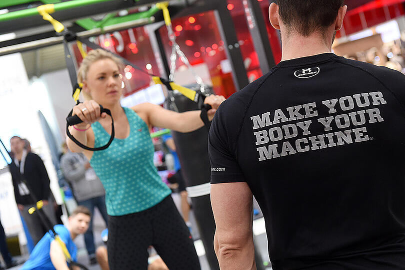 Mit über 2600 ausstellenden Firmen ist die ispo die größte Sportartikelmesse der Welt. Bilder vom Eröffnungstag.