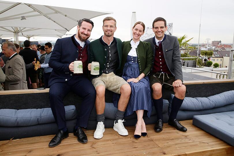Philipp von Frankenberg, Joko Winterscheidt, Alexandra von Frankenberg und Dominik G. Reiner