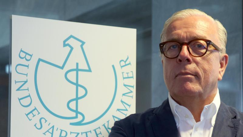Ärztepräsident Reinhardt hofft auf ein weiter vergleichsweise niedriges Niveau der Infektionsrate - erreichbar durch Hygiene und Abstand. Ärztepräsident Reinhardt hofft auf ein weiter vergleichsweise niedriges Niveau der Infektionsrate - erreichbar durch Hygiene und Abstand.