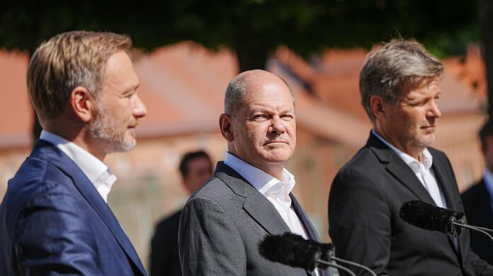 Finanzminister Christian Lindner (FDP), Bundeskanzler Olaf Scholz (SPD) und Wirtschaftsminister Robert Habeck (Grüne)