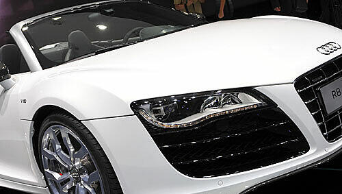 Ein Audi A8 (Archivbild) brannte an einer Tankstelle in Eichstätt völlig aus Ein Audi A8 (Archivbild) brannte an einer Tankstelle in Eichstätt völlig aus