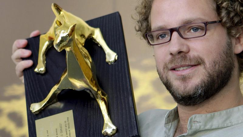 Der mexikanische Regisseur Enrique Rivero nahm für seinen Film «Parque Vía» den Hauptpreis entgegen. Der mexikanische Regisseur Enrique Rivero nahm für seinen Film «Parque Vía» den Hauptpreis entgegen.