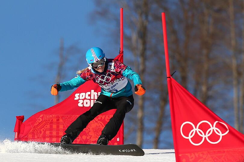 Sechs deutsche Snowboarder schaffen die Qualifikation im Parallel-Slalom von Sotschi.
