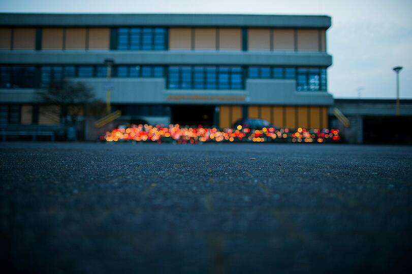 Die Schüler des Joseph-König-gymnasiums trauern um ihre verunglückten Mitschüler
