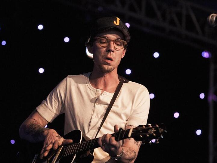 Der US-Singer-Songwriter Justin Townes (2015).