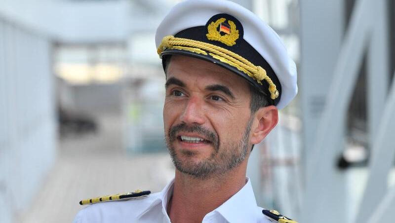 Florian Silbereisen schippert mit dem "Traumschiff" um die Welt. Florian Silbereisen schippert mit dem "Traumschiff" um die Welt.