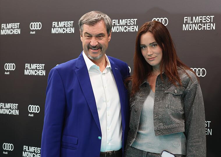 Unter den Ehrengästen war auch Bayerns Ministerpräsident Markus Söder samt Tochter Gloria Burkandt.