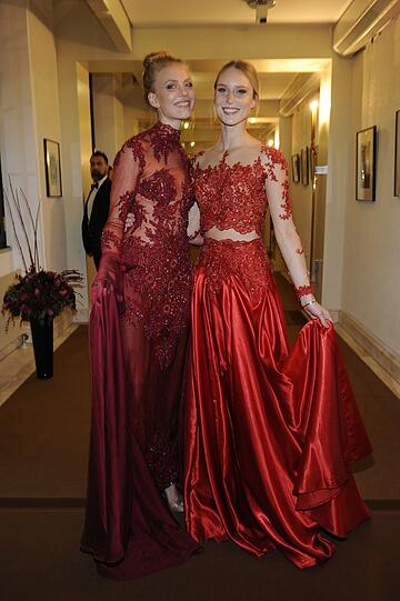 Kim Hnizdo und Schwester Nina Hnizdo