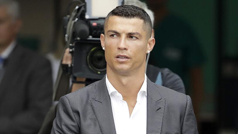Platz 10: Cristiano Ronaldo mit 108 Millionen US-Dollar Platz 10: Cristiano Ronaldo mit 108 Millionen US-Dollar