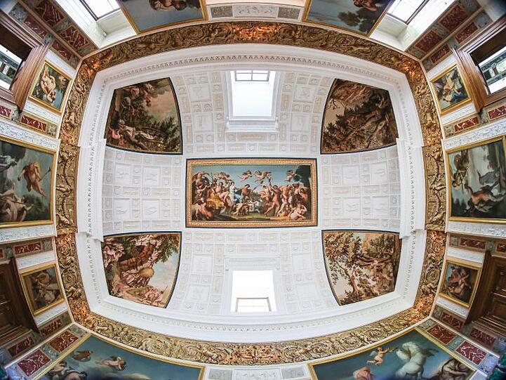 Ein Gesamtkunstwerk aus Malerei, Architektur und Natur.