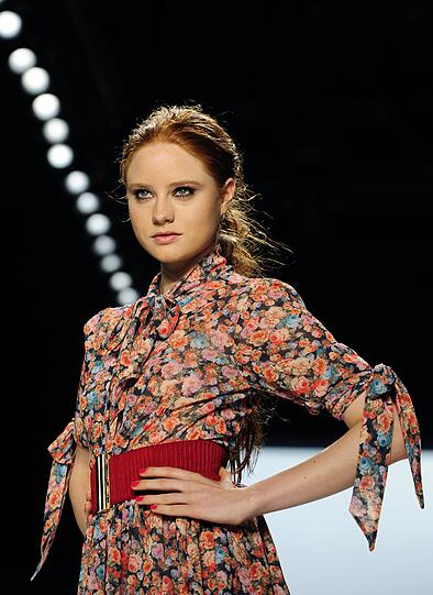 Süß: Barbara im hippen Outfit von Marcel Ostertag bei der Fashion Week 2008 in Berlin.