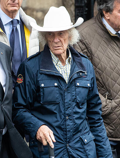 Arturo Merzario, ehemaliger Rennfahrer aus Italien, verlässt den Stephansdom nach der Trauerfeier für die verstorbene Motorsport-Legende Niki Lauda.