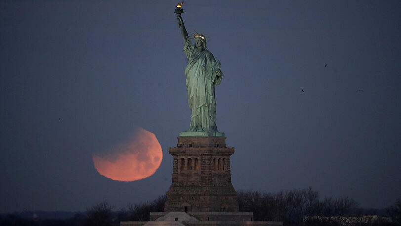 Supermond in New York